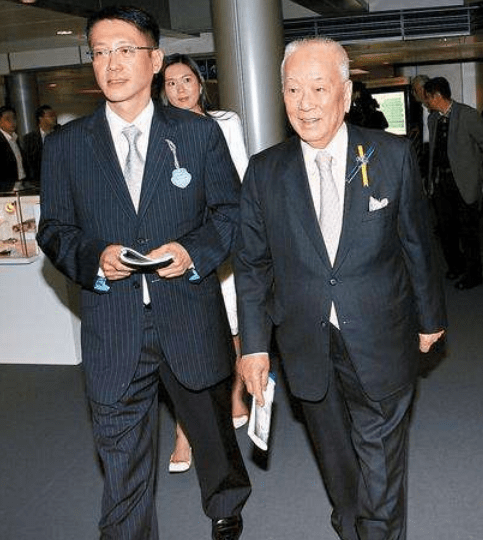 许晋亨最大的遗憾,不是400亿家产只能看不能花,而是错失何超琼