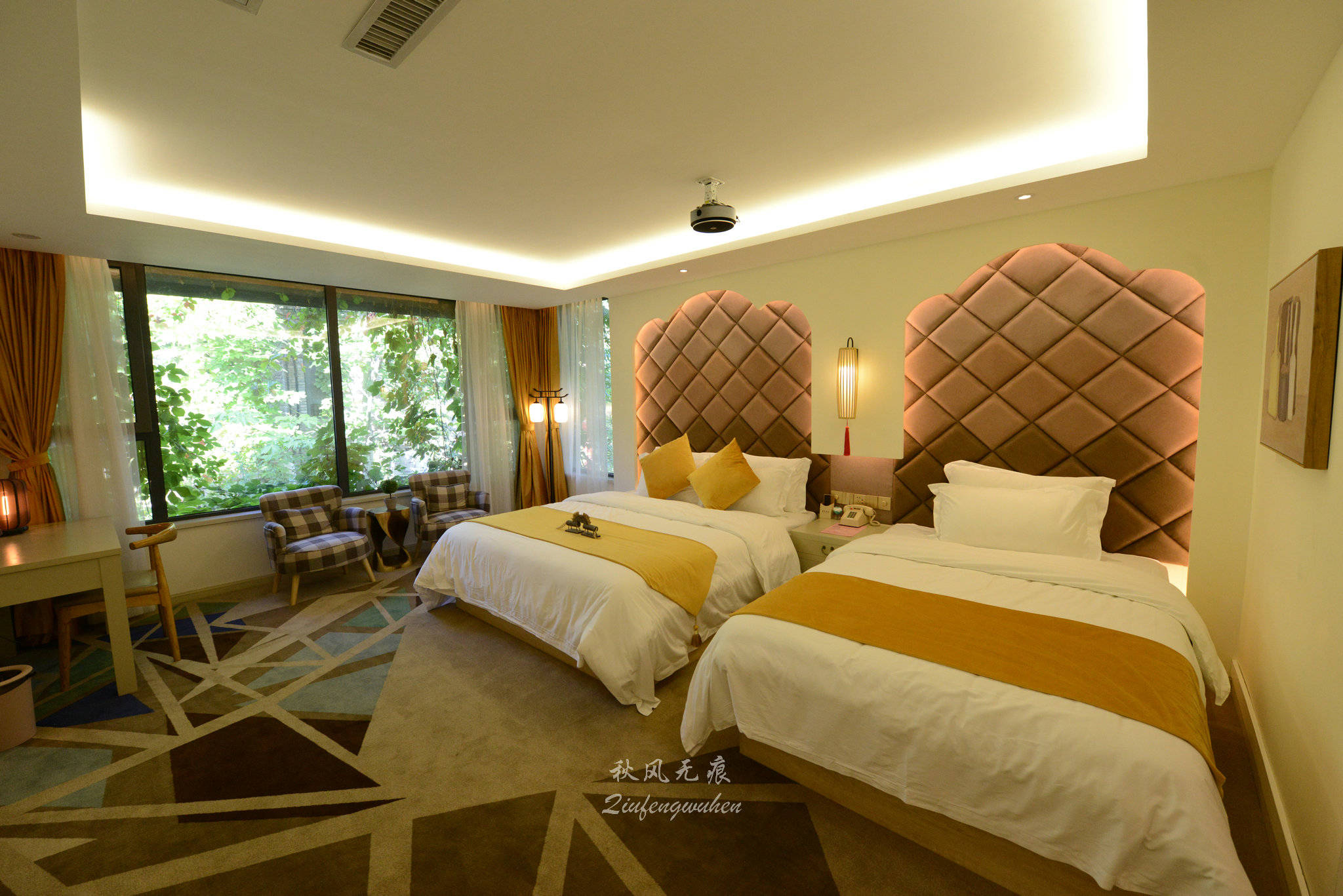 秋风(|秋风拂醉沙沙河边温柔乡