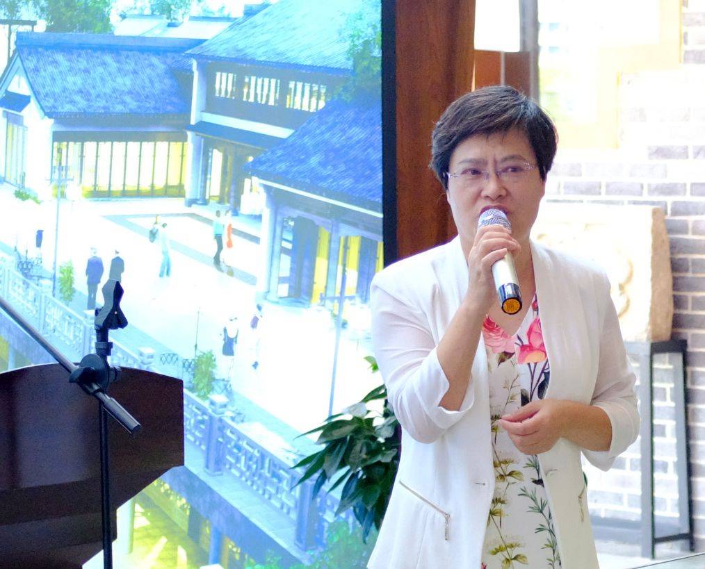 教育|立德树人丹心红——湖北襄阳首届襄派教育家思享会在栖溪小镇举办