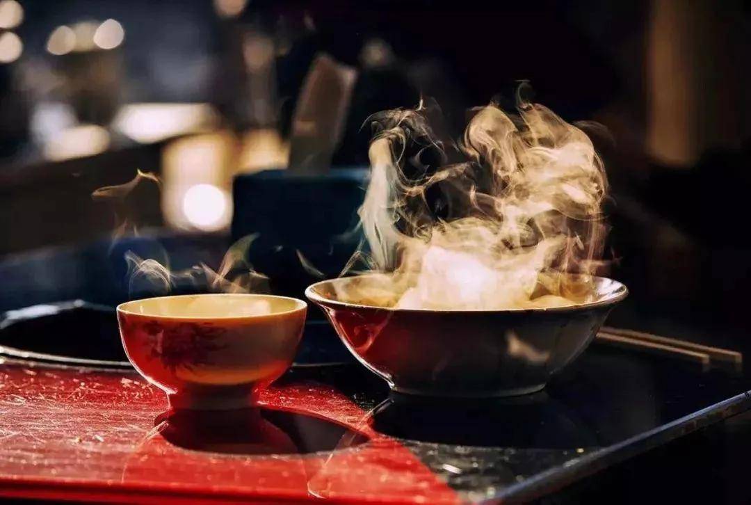 人间烟火气最抚凡人心幸福莫过于家的温度
