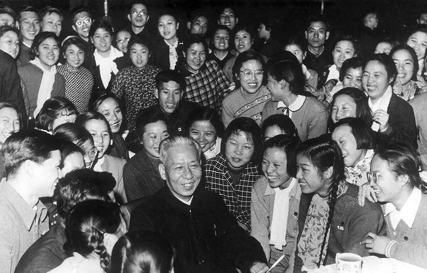 1960年全国国民经济总量_全国一等奖手抄报(3)