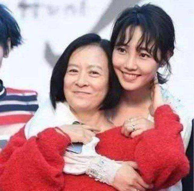 王京花经纪公司叫什么 81b3f1a1a7134cf2a2c02fbcf7f13934.jpeg