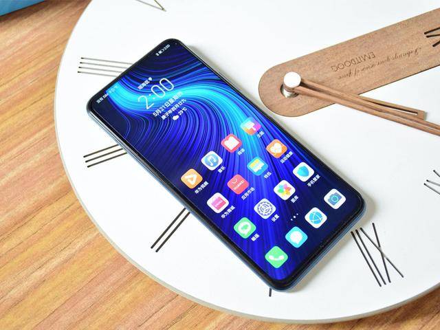 哪款手机性价比高值得入手 d115aed8a8e84190a5f1e0f0c68e964c.jpeg