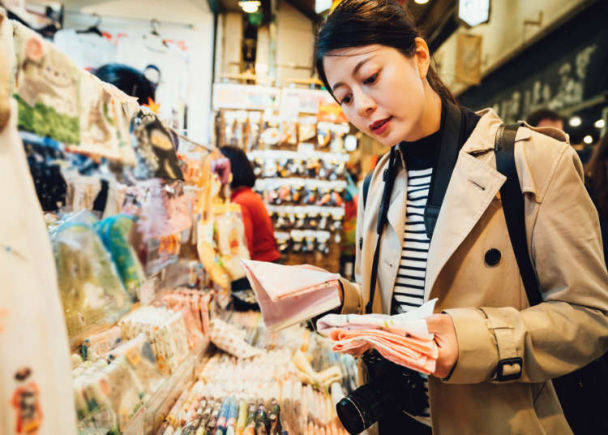 在日本逛街购物时一定会碰到并派上用场的10句实用日语_手机搜狐网