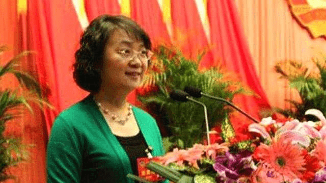 最新世界女首富排名_2020年国内最新10大女性富豪出炉,钟慧娟成中国及全