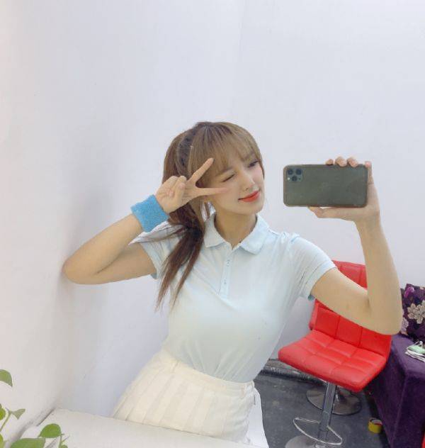 交叉|程潇的裤腰设计是啥操作?交叉形式不显勒,体重过百都不敢尝试
