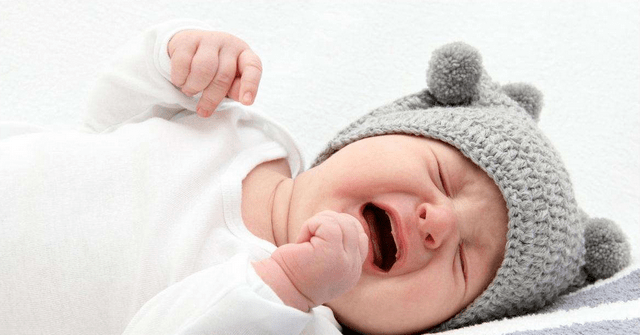 宝宝|不愿意自己躺，后悔生小孩了，我该怎么办？宝宝要一直躺着