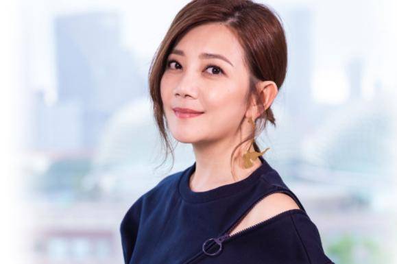 今年|原创梁静茹六度入围歌后，自曝离婚初期偶落泪，对爱情仍抱有期待