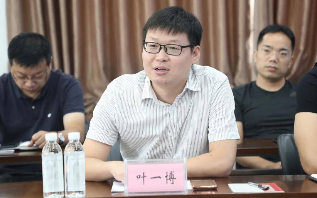鑫融基法务领导叶一博代表法务团队表示,我们与谢纪丹律师团队的职业