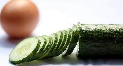 凤梨要用盐水泡几分钟 a4602e70f54249eda0bddd13b146a8f5.jpeg