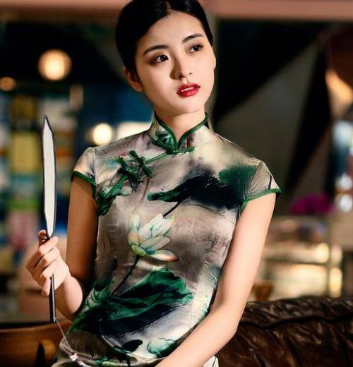 苏雯丽|还没看《旗袍美探》？那你错过了穿旗袍巨美的苏雯丽！