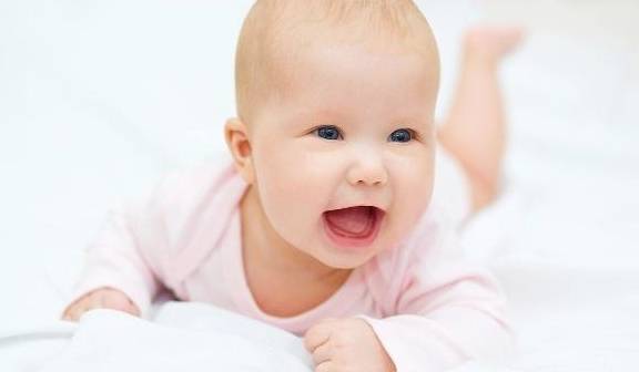 宝宝|有4件事要及时做，满月后才想起就晚了宝宝出生后