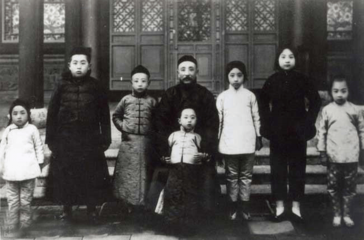 故事传记|张学思是开国少将，他的哥哥是上将，父亲是大元帅