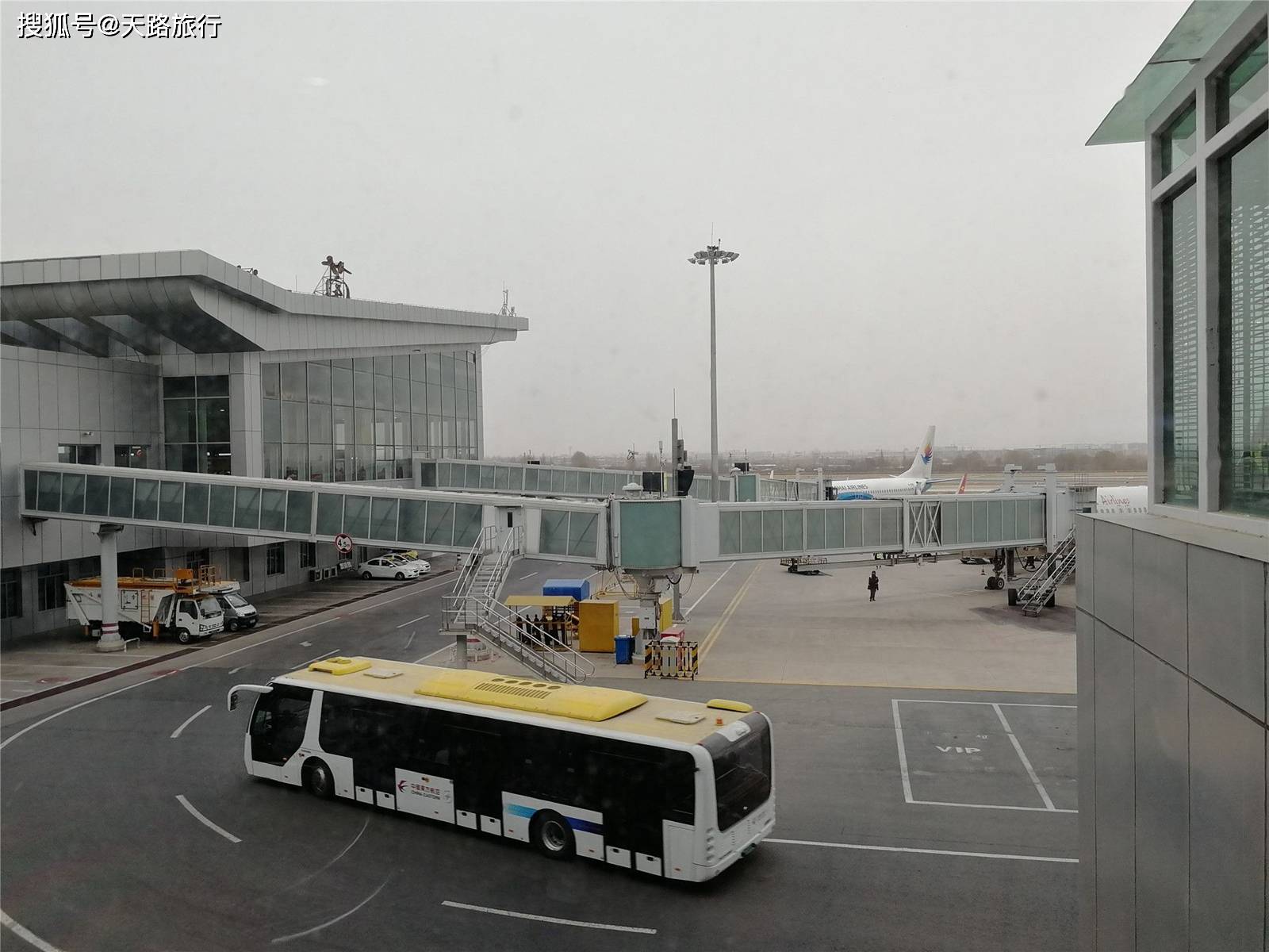 去美兰机场坐什么车 0de0211c72574f498192a69de779e7cb.jpeg