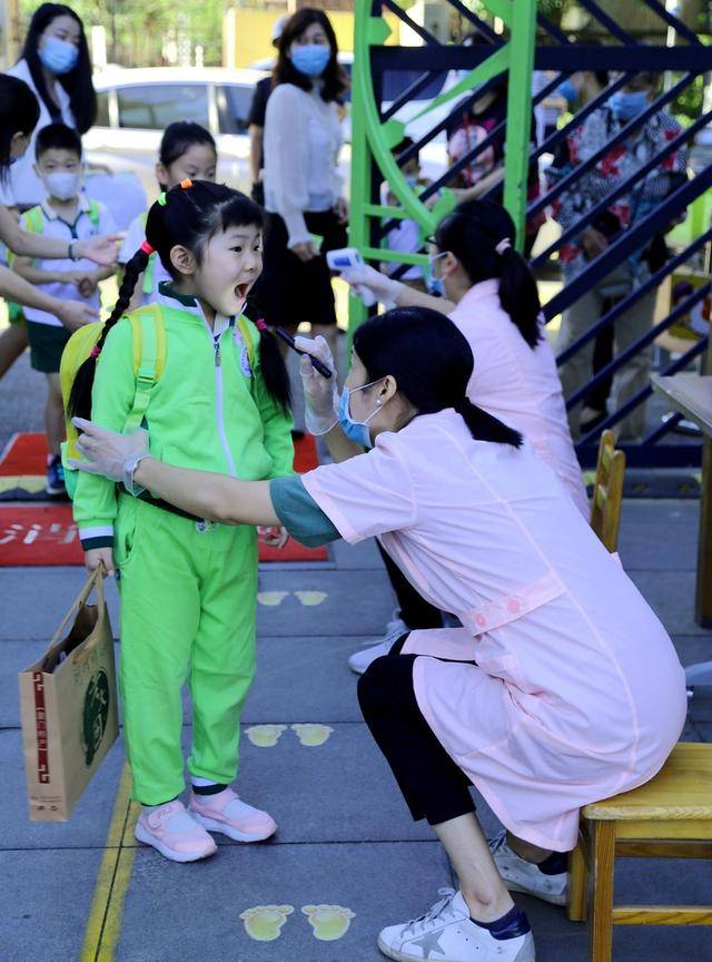 幼儿园|北京市海淀区北部新区实验幼儿园中大班的孩子们返园啦