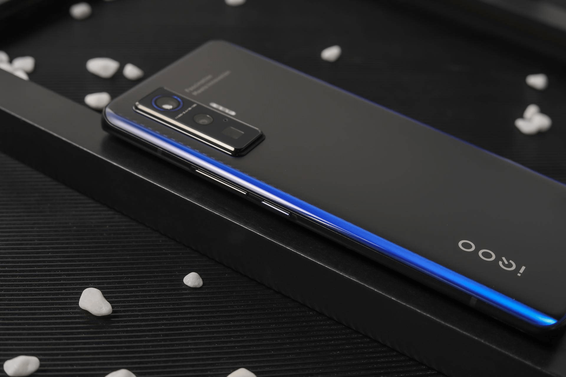 iqoo5 pro充电快不影响电池寿命吗 4818412482324bf1b293cded8b39cfe5.png