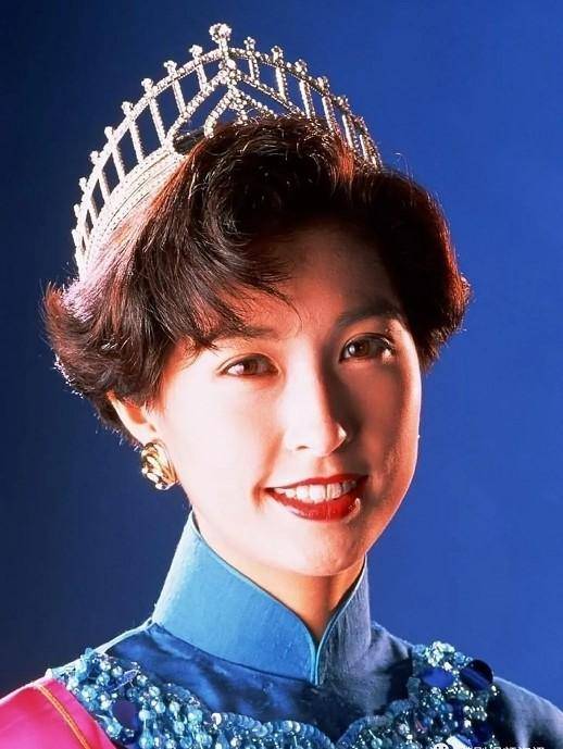 地气|平民港姐桂冠价格接地气，无赞助变“史上最便宜”，最贵还是这顶