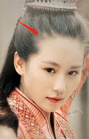 发际线|长得好看都难逃秃头？刘诗诗旧照被扒也秃头，跟杨幂鞠婧祎有一拼
