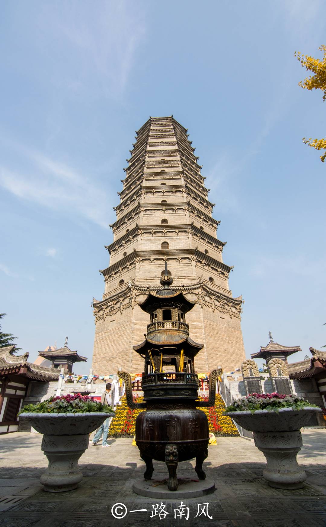 密室|陕西第一古寺,考古人员无意发现密室,揭开地下宝库的神秘面纱