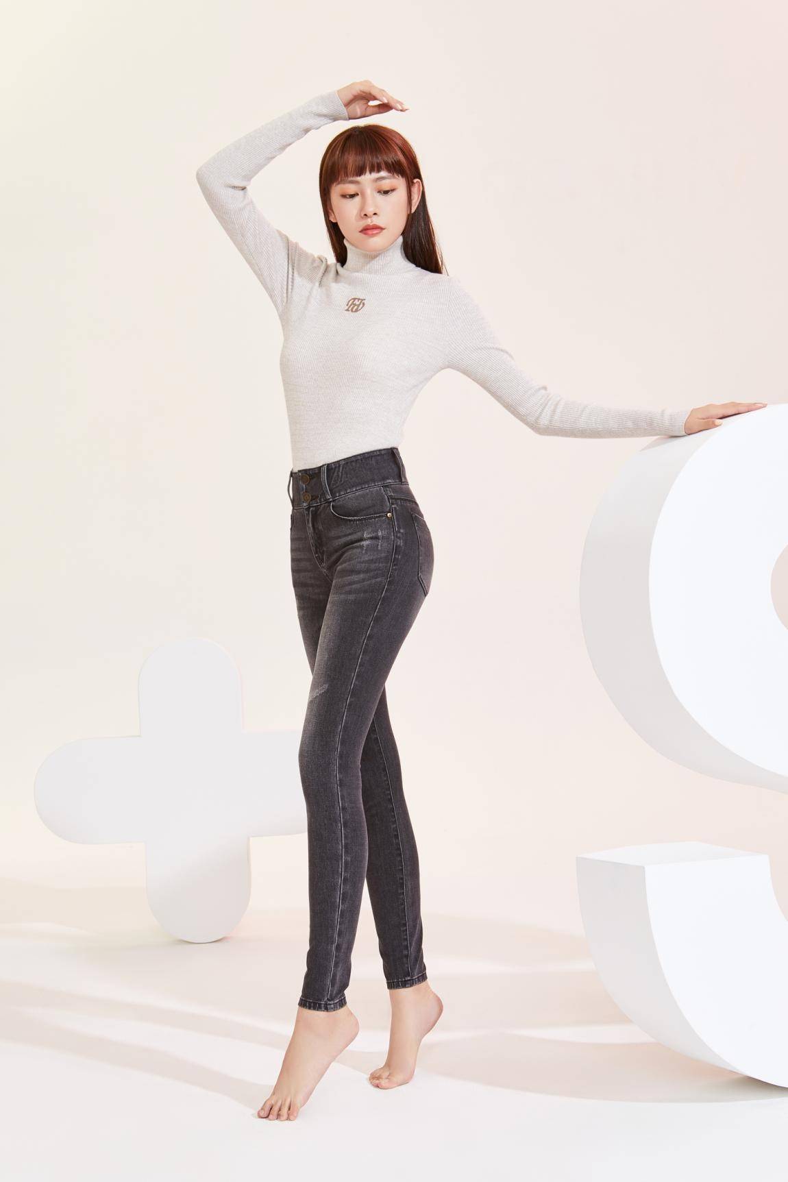 女性|秋天凹造型，从这条S裤开始
