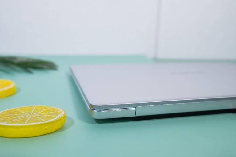 测评盘点|[品评]2K轻薄本好体验，华为MateBook 13高端大气