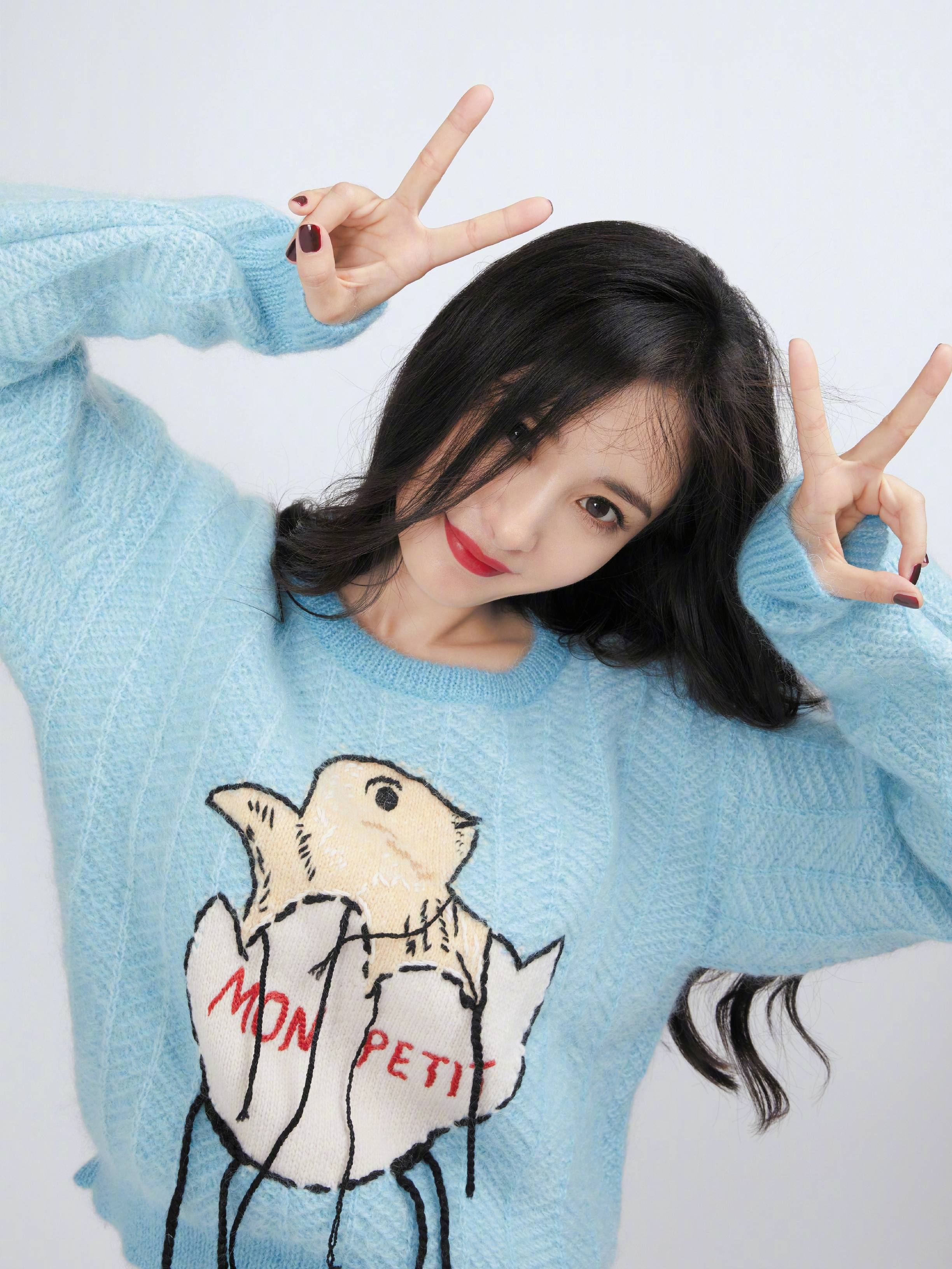 片场|原创杨幂生日被热巴抢风头，仅6位明星送祝福，陈法蓉跑错片场最尴尬