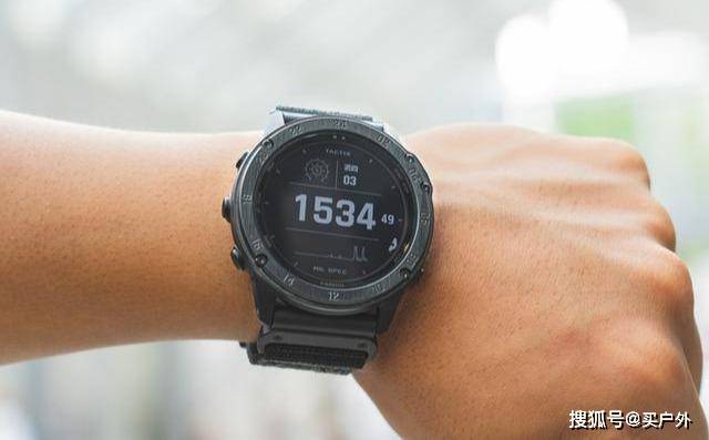 Garmin|佳明Garmin太阳能战术腕表开箱，军迷爱好者不容错过