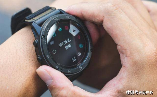 Garmin|佳明Garmin太阳能战术腕表开箱，军迷爱好者不容错过