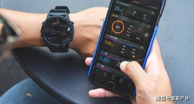 Garmin|佳明Garmin太阳能战术腕表开箱，军迷爱好者不容错过