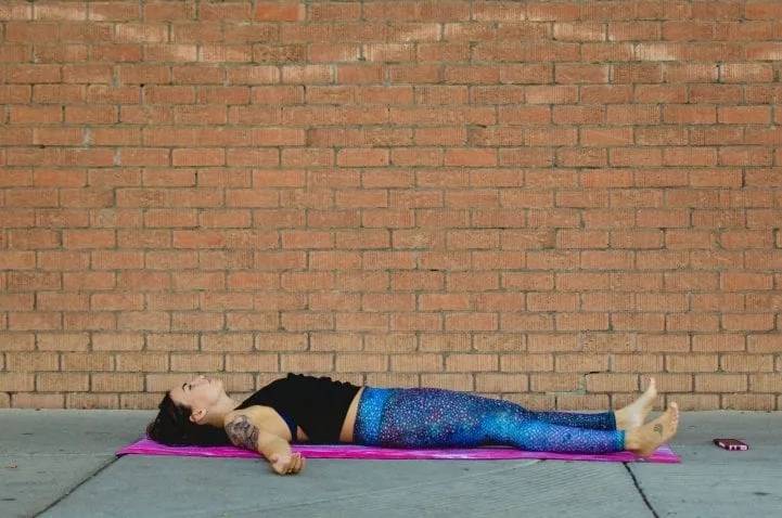 身体|学会九个瑜伽动作，减脂瘦身不是问题，形象更突出，身材更加曼妙有型