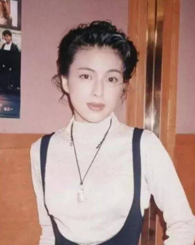 张学友的妻子早年因为拍戏丧失记忆,如今被宠成女王