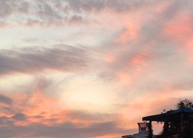 画面|三摄搭配夜景清晰，OPPO Reno4 Pro随拍体验