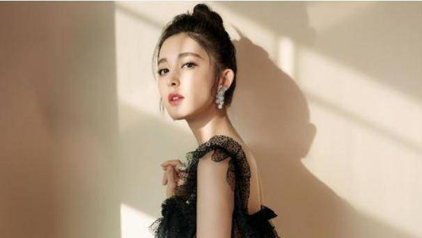 中国长得最美的6位明星,热巴第4,第一名美了18年_美女