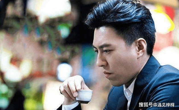 如何找自己的男神 02c4dfc0133d404cb92764e593bcd7ed.png