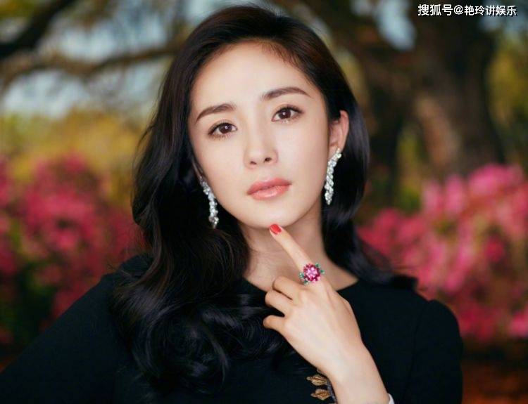 娱乐圈内"最美"的5位女星,迪丽热巴上榜