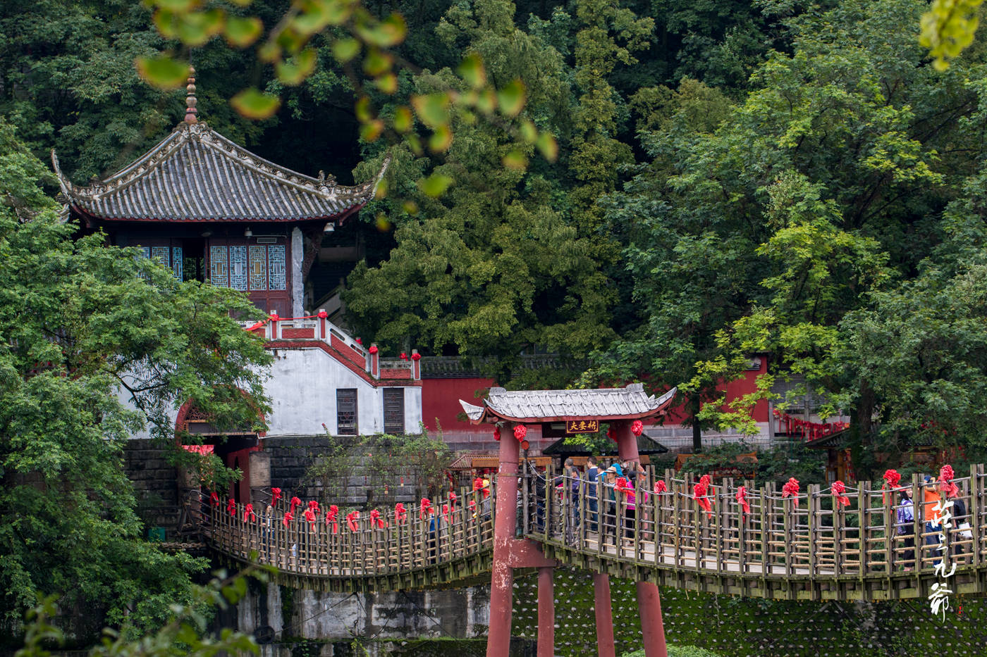 安澜桥|中国四大古桥 它屈居第五 很多人走过都不知道它的来历