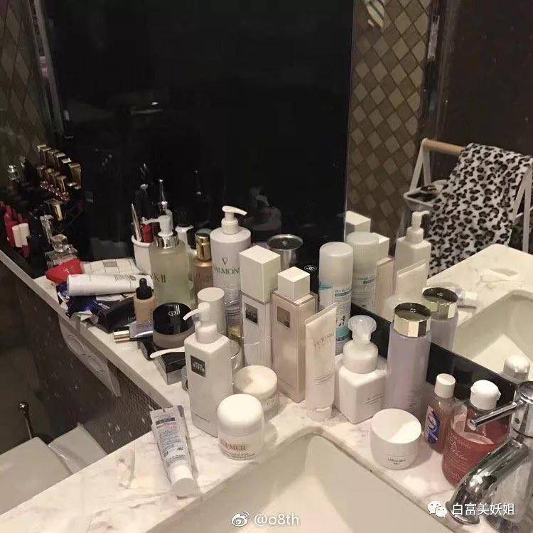 富二代|16岁收500w礼物,上海超级富二代名不虚传…