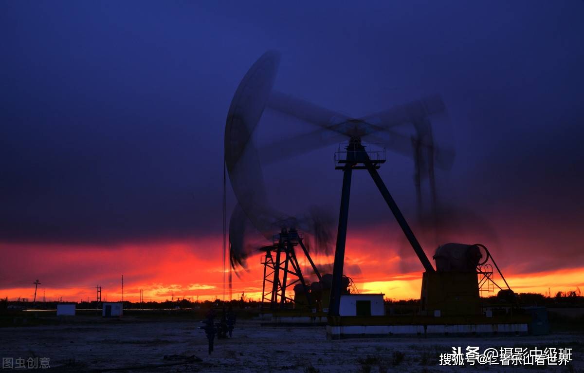 亚新体育图解十五种构图方法摄影新手必备的十五种经典构图技巧(图10)