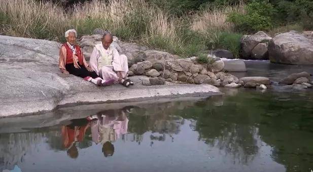 《亲爱的,不要跨过那条江》无数人泪流满面
