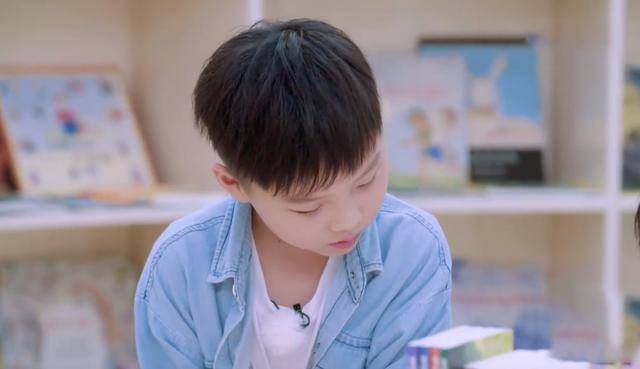 小课桌又现“奇葩”妈妈:傅首尔录不下去,叶一茜不想听了