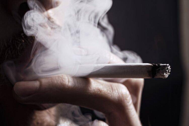 一个伤肾的坏习惯,中国有3.5亿人仍沉迷,每年致死100万人