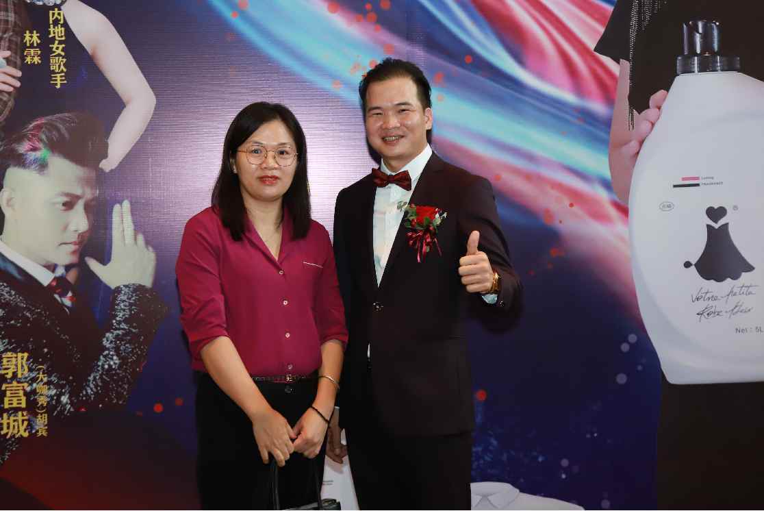 品牌|小爱裙一夜爆红 这一条小爱裙究竟有何魅力 ----记小爱裙新品订货会暨九粤九周