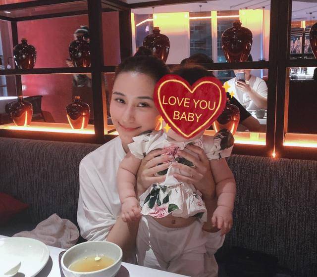 齐娇疑放弃香港贵族学校让女儿老家念书，赌王