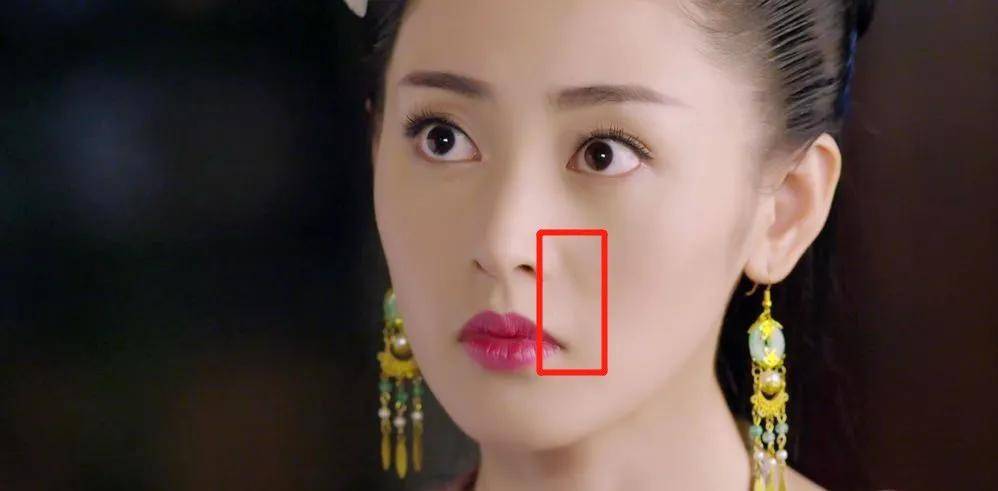 fa|央视镜头太可怕了,张天爱鼻子顶破天,被李沁吊打…