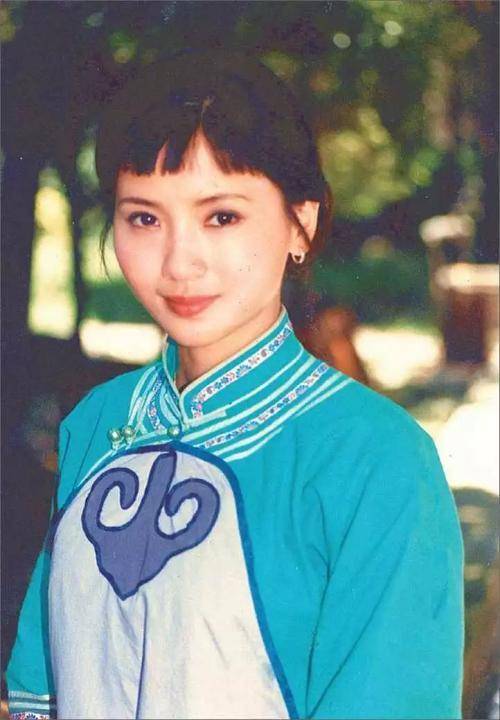 为爱守寡13年,从江南第一美人到母亲专业户,她的美从不败岁月