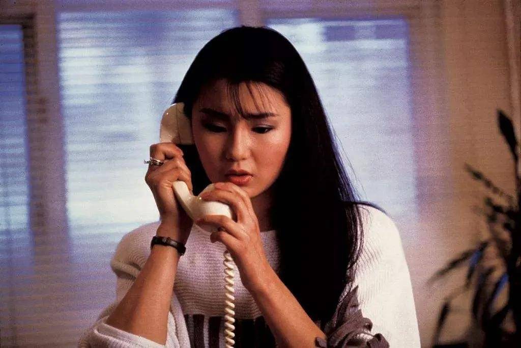 观点评论|原创昔日影后张曼玉，梁朝伟的“白月光”：9段情史后让她看破红尘？