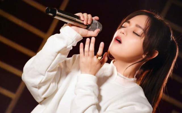 实力|原创最后希望洪涛导演的新的音乐综艺节目可以与我们早日的见面吧！