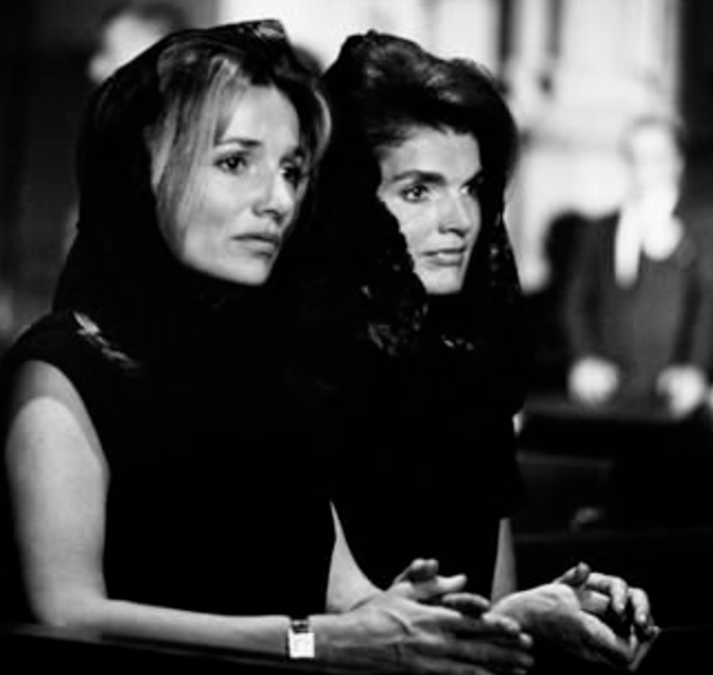 亲姐妹|睡姐夫，抢妹夫，顶级流量里没人比这对亲姐妹更心机！