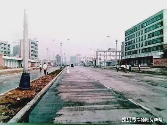 设计|德阳两大女神，屡次“被拆迁”一分儿拆迁费也没得到