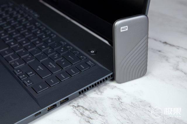 卡顿|让剪辑师操作顺滑效率飙升？盘内建模不卡顿，极速无缝传输高颜值